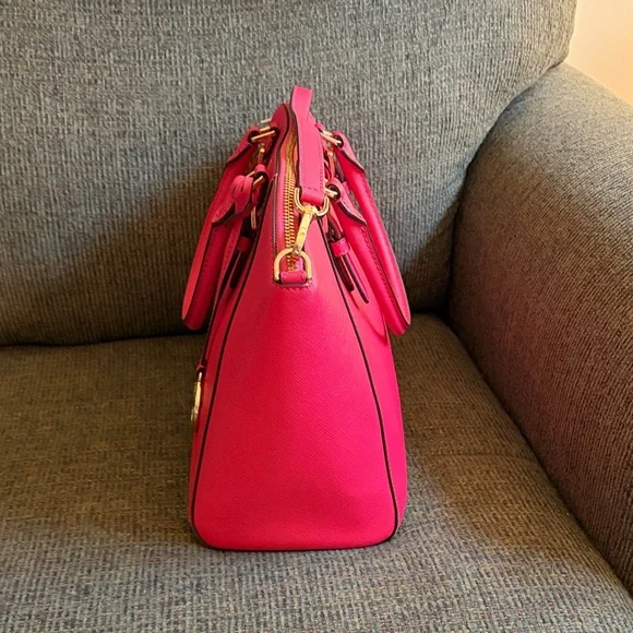 Michael Kors Large Ciara Satchel - Picture 5 of 6